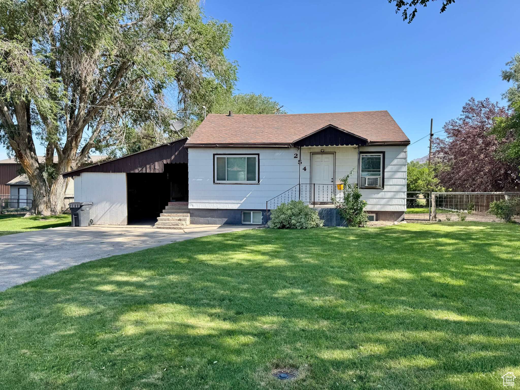 Nephi, UT 84648,254 W 600 N