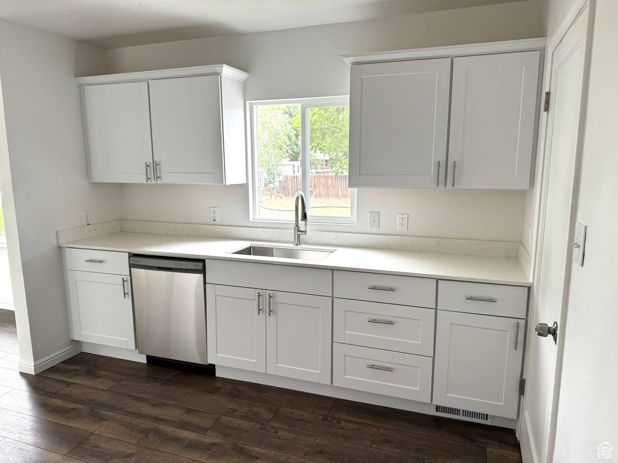 Midvale, UT 84047,434 W ALTA VIEW DR S
