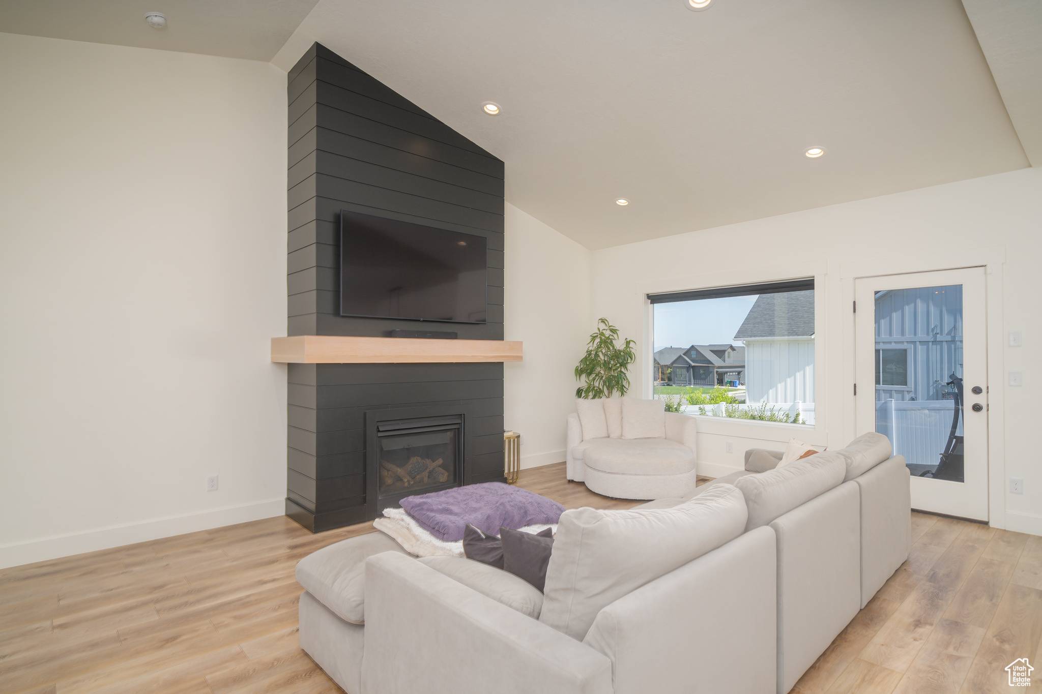Hyde Park, UT 84318,142 N 1100 E