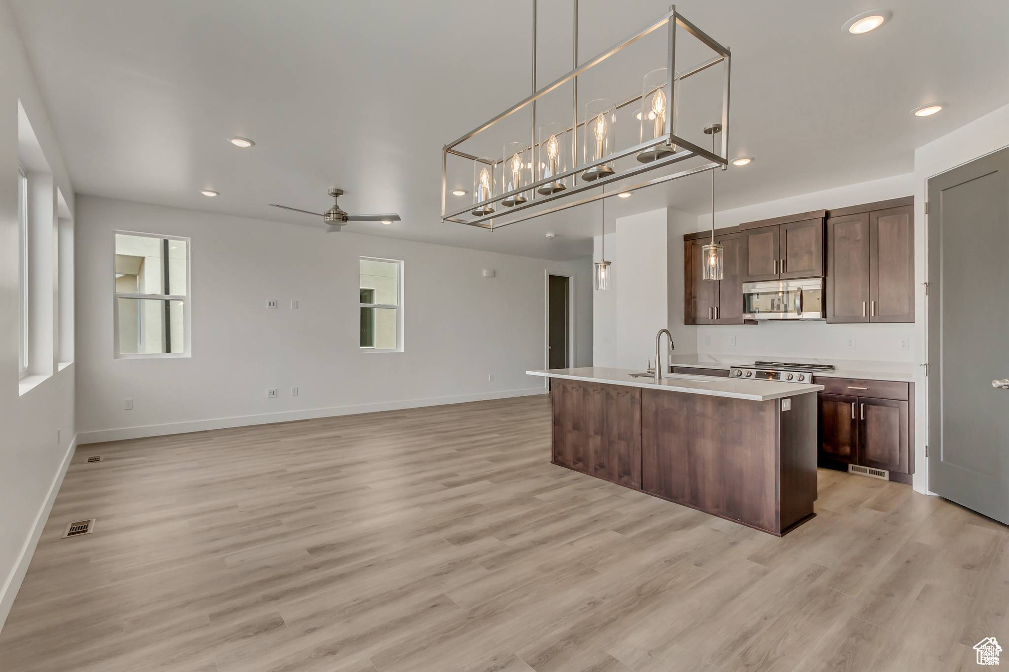 Payson, UT 84651,1352 N 1440 E #21
