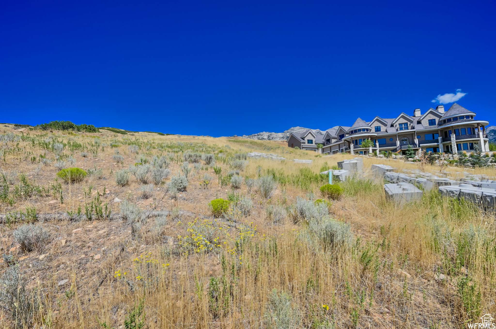 Alpine, UT 84004,216 E DEER CREST CIR #307
