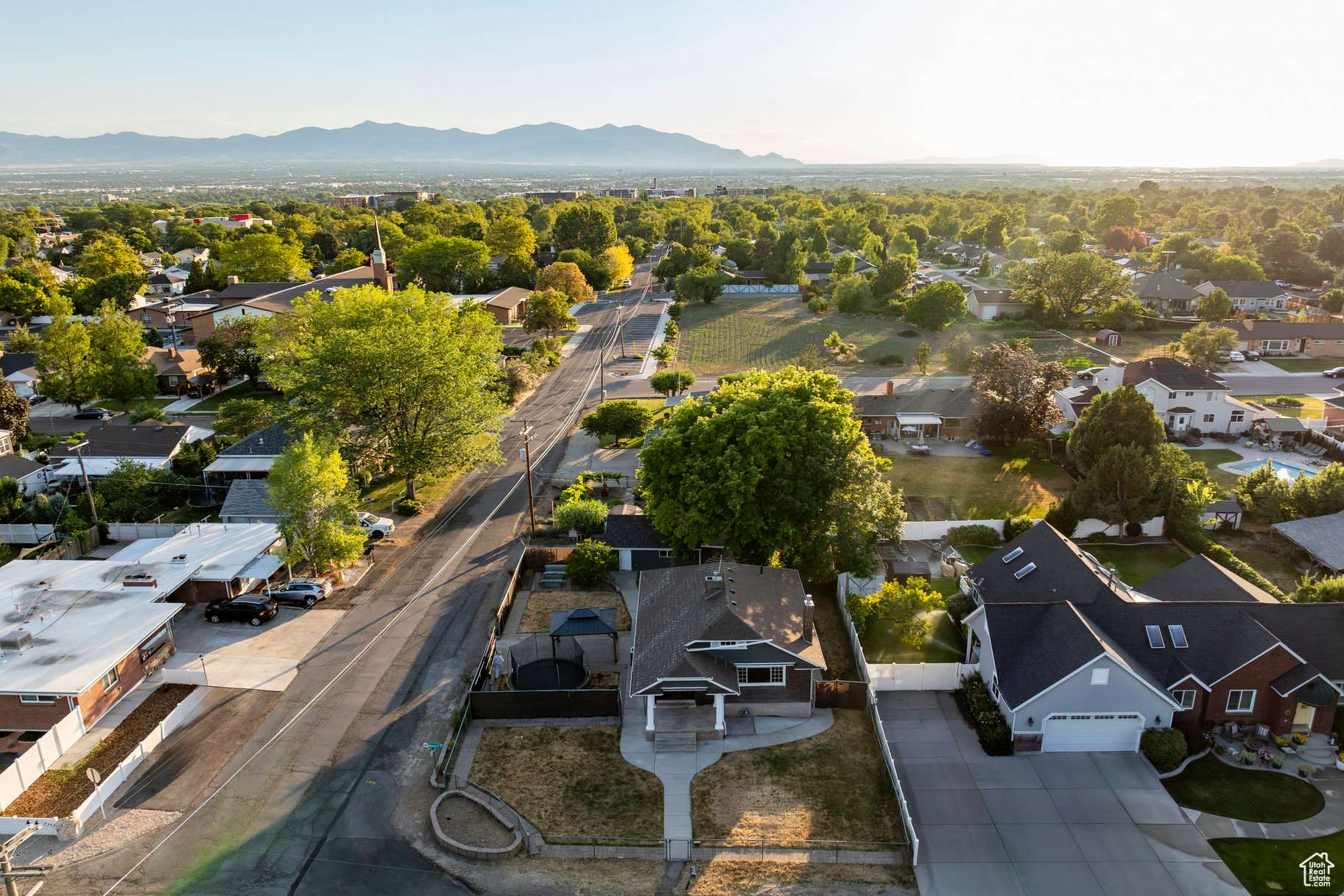 Millcreek, UT 84106,3076 S MELBOURNE ST