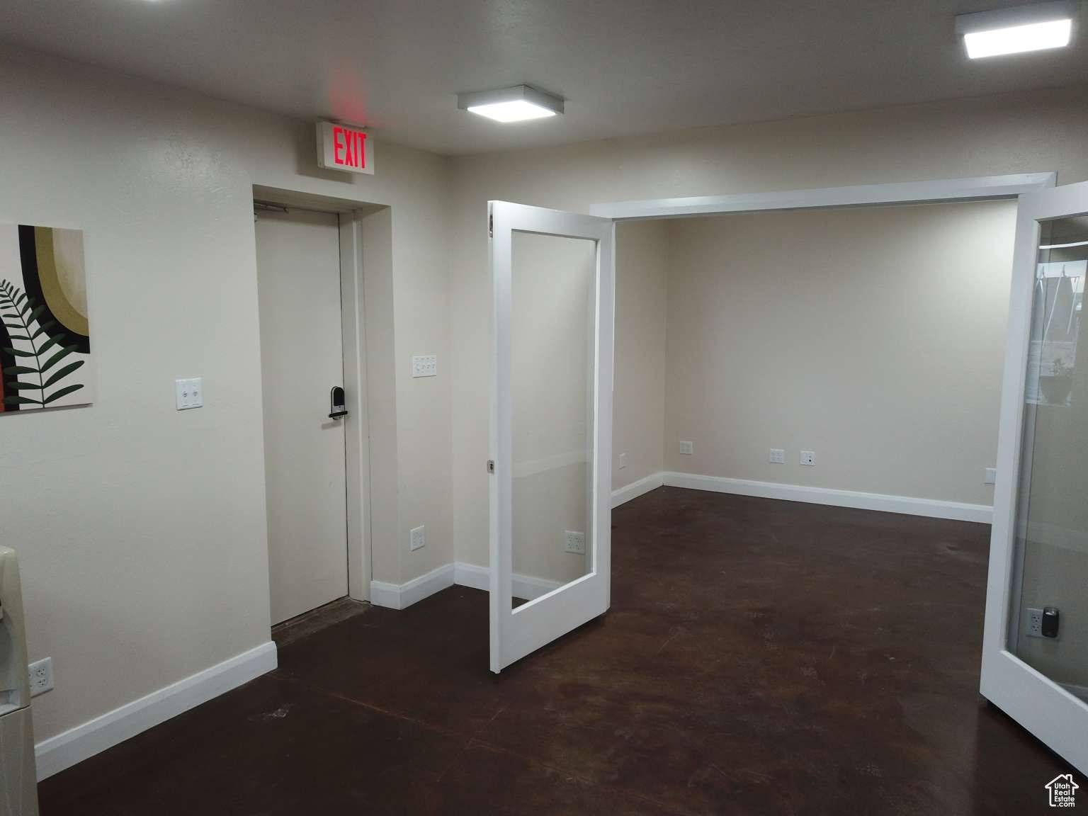 Huntington, UT 84528,475 S 400 E