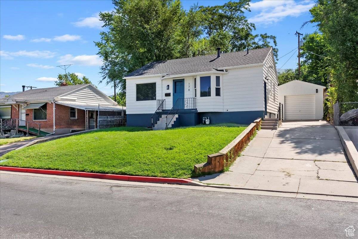 South Ogden, UT 84405,178 COUNTRY CLUB DR