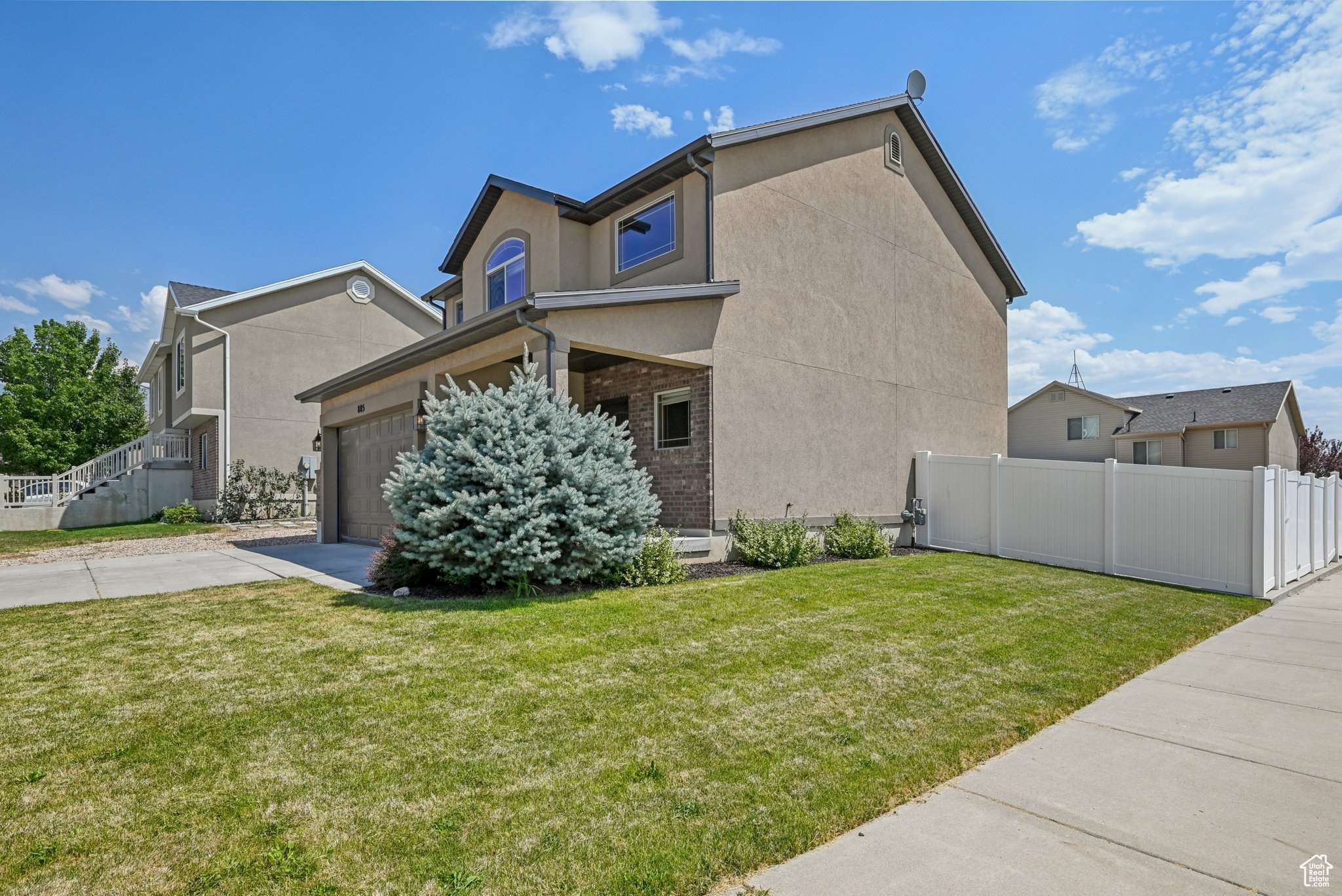Pleasant View, UT 84404,885 W 2150 N