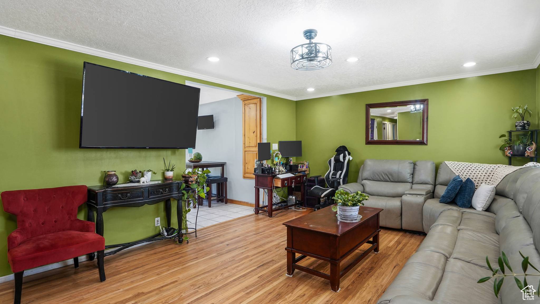 Woods Cross, UT 84087,2075 SORRENTO DR