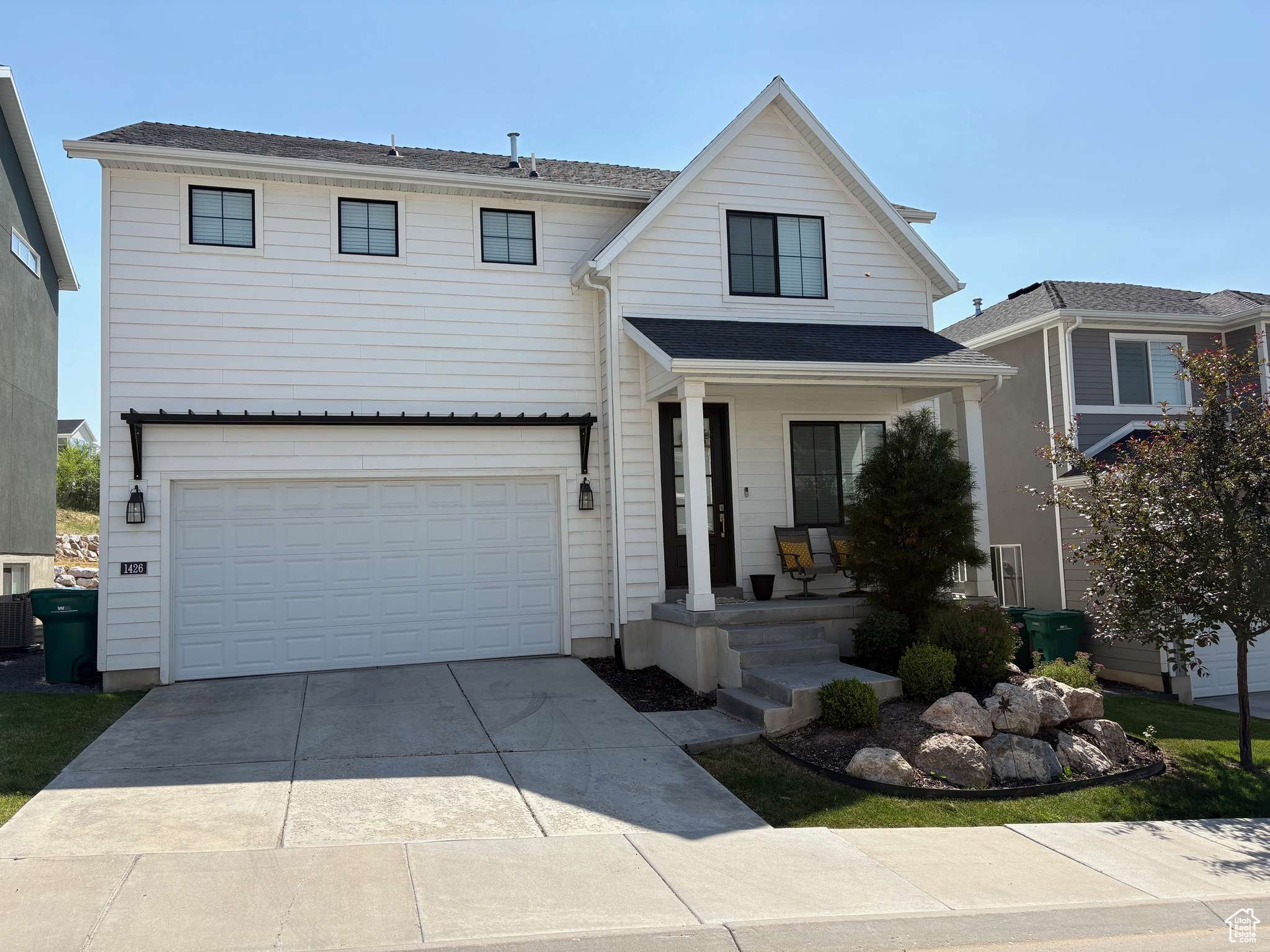 Layton, UT 84040,1426 E DAYLILY CT