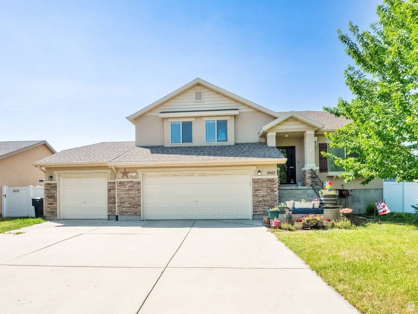 North Salt Lake, UT 84054,1047 W ASCOT DR N