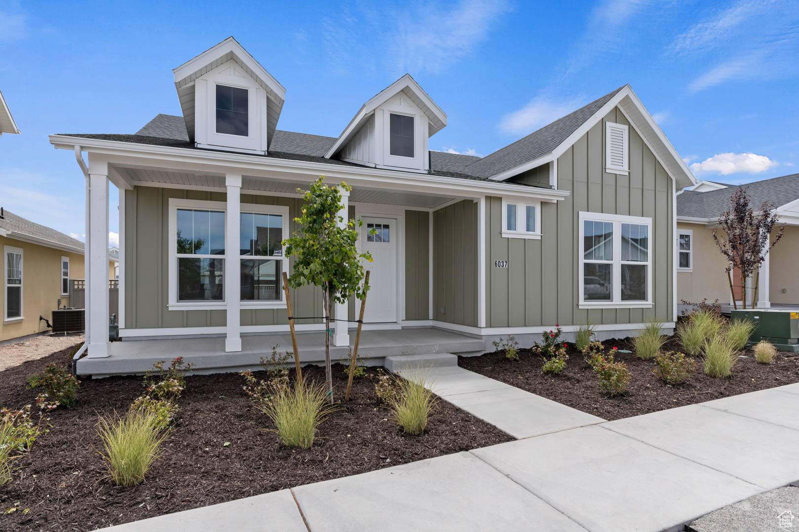 South Jordan, UT 84009,6143 W STONE MOUNTAIN WAY #584