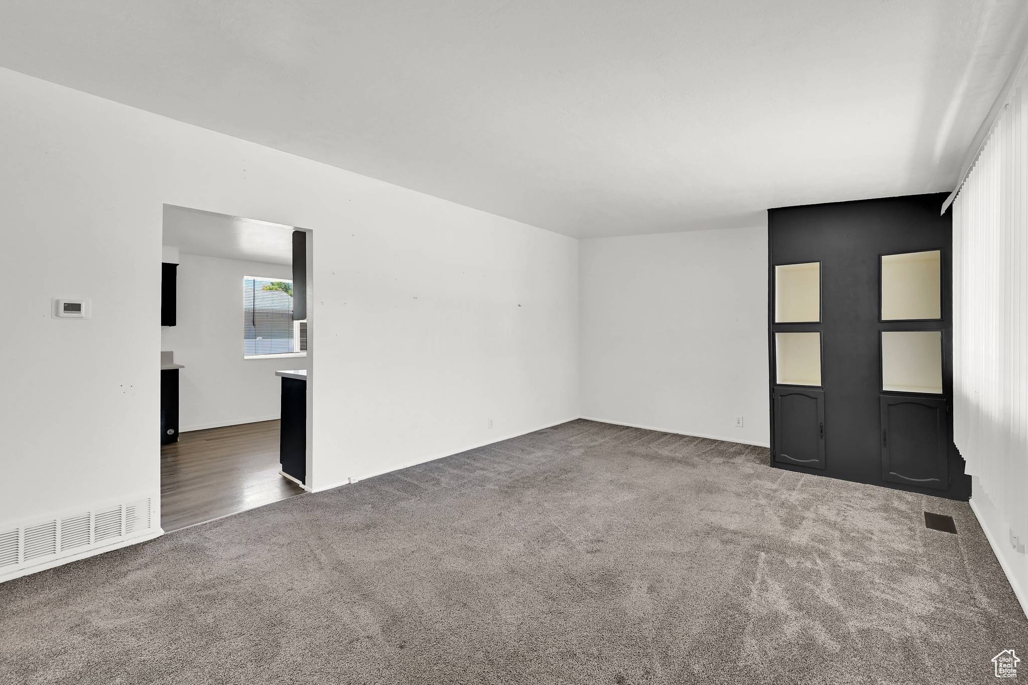 West Jordan, UT 84084,2743 W 7460 S