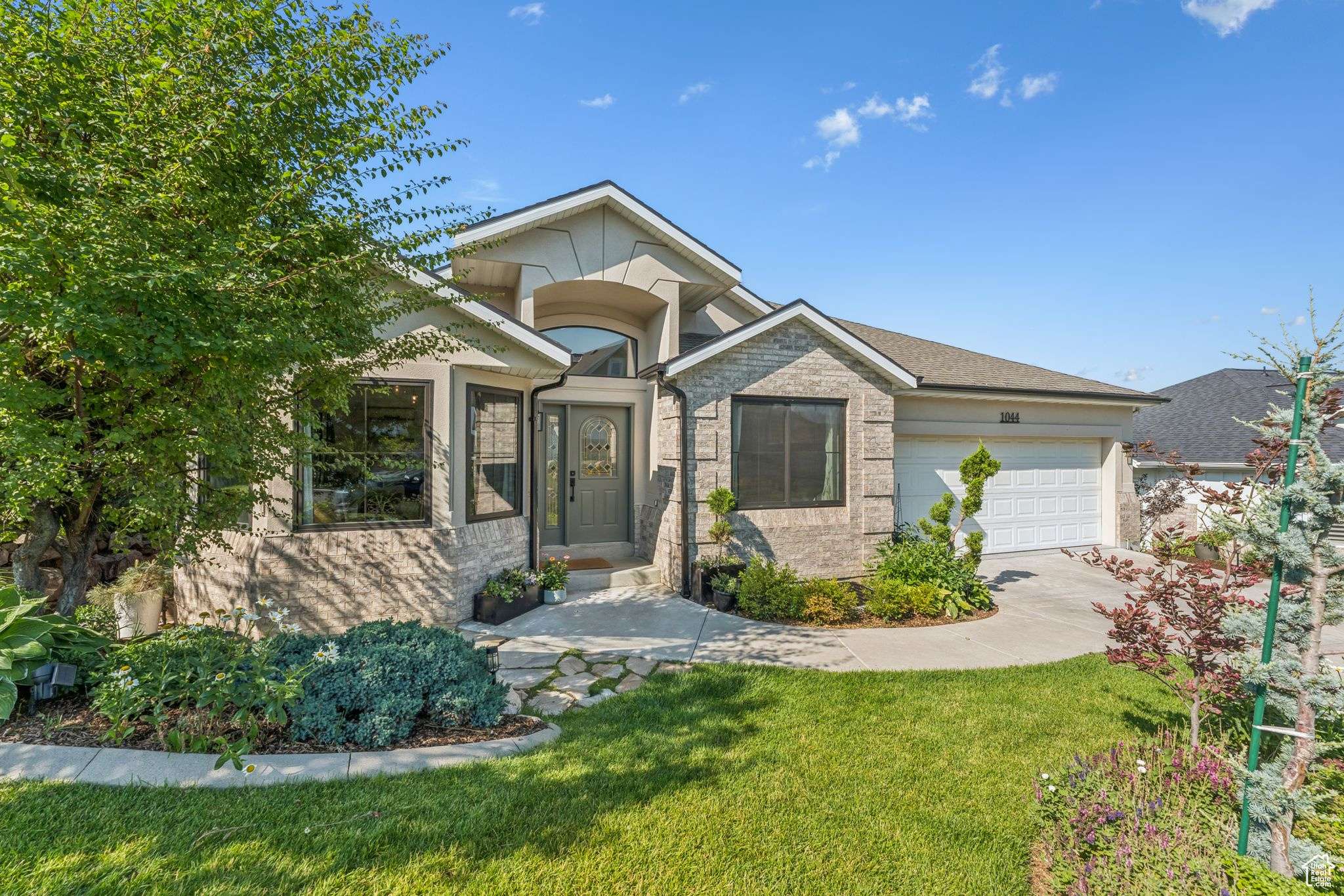 Bountiful, UT 84010,1044 S TERRACE DR E