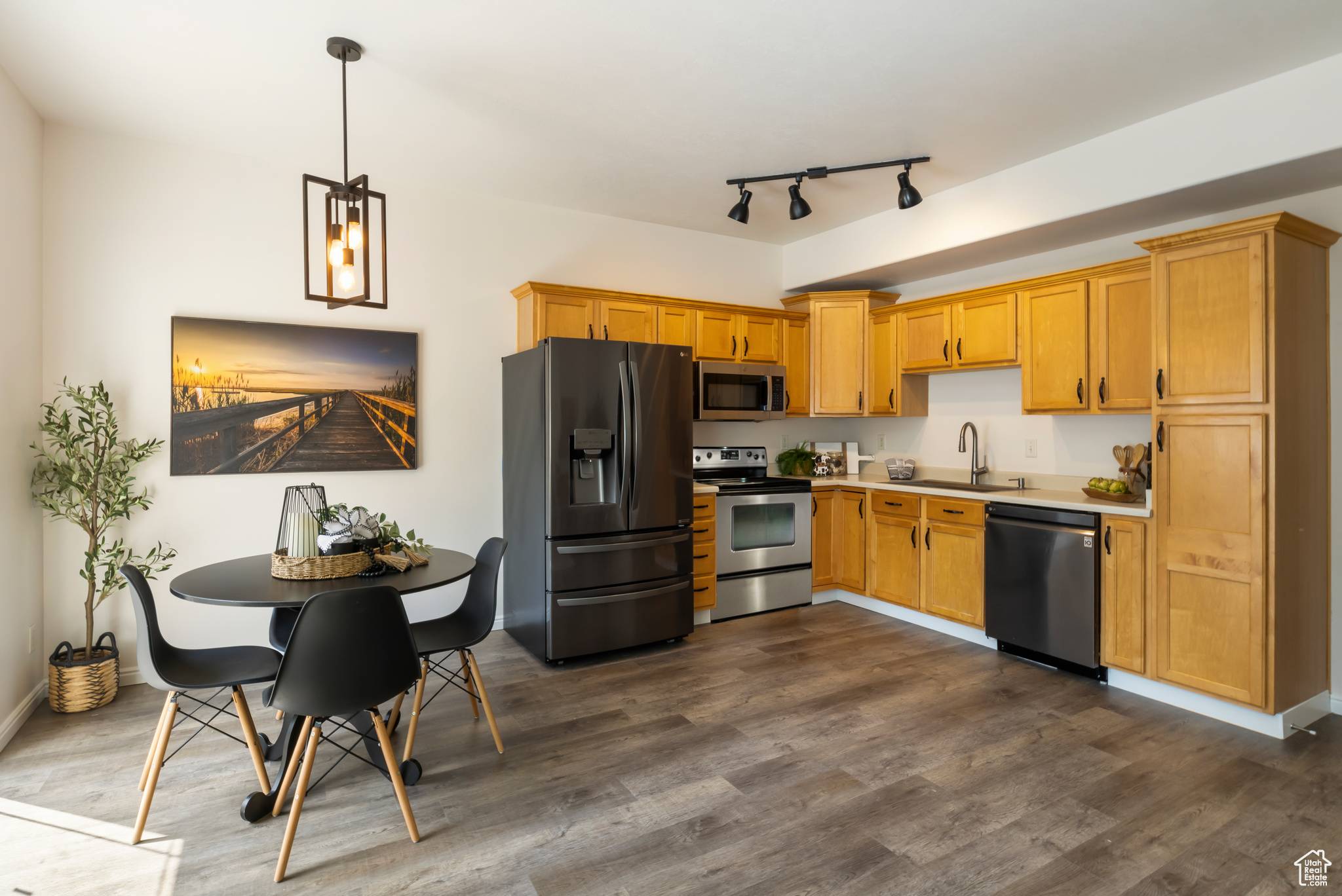 West Jordan, UT 84084,3901 W PINE LANDING WAY S