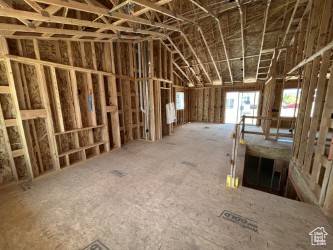 Smithfield, UT 84335,527 N 770 W