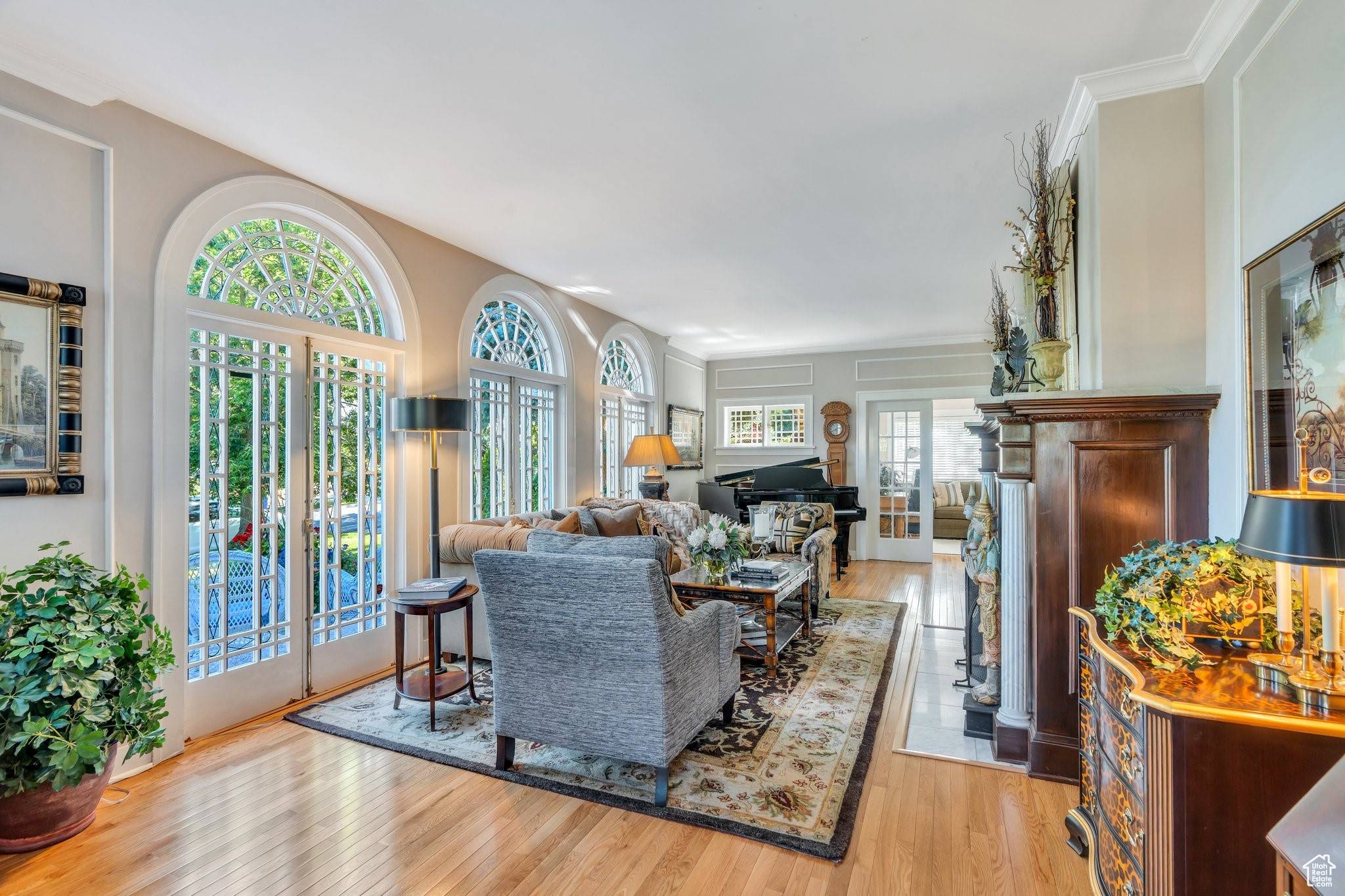 Salt Lake City, UT 84105,1120 E YALE AVE