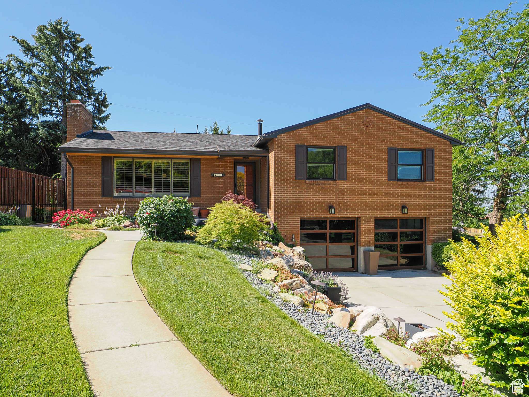 Salt Lake City, UT 84109,2680 E 2100 ST S #44-45