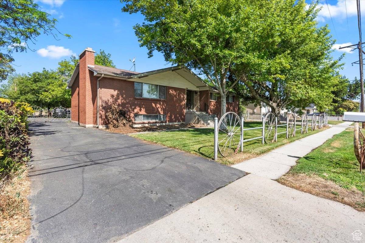 West Jordan, UT 84084,7738 S 2700 W