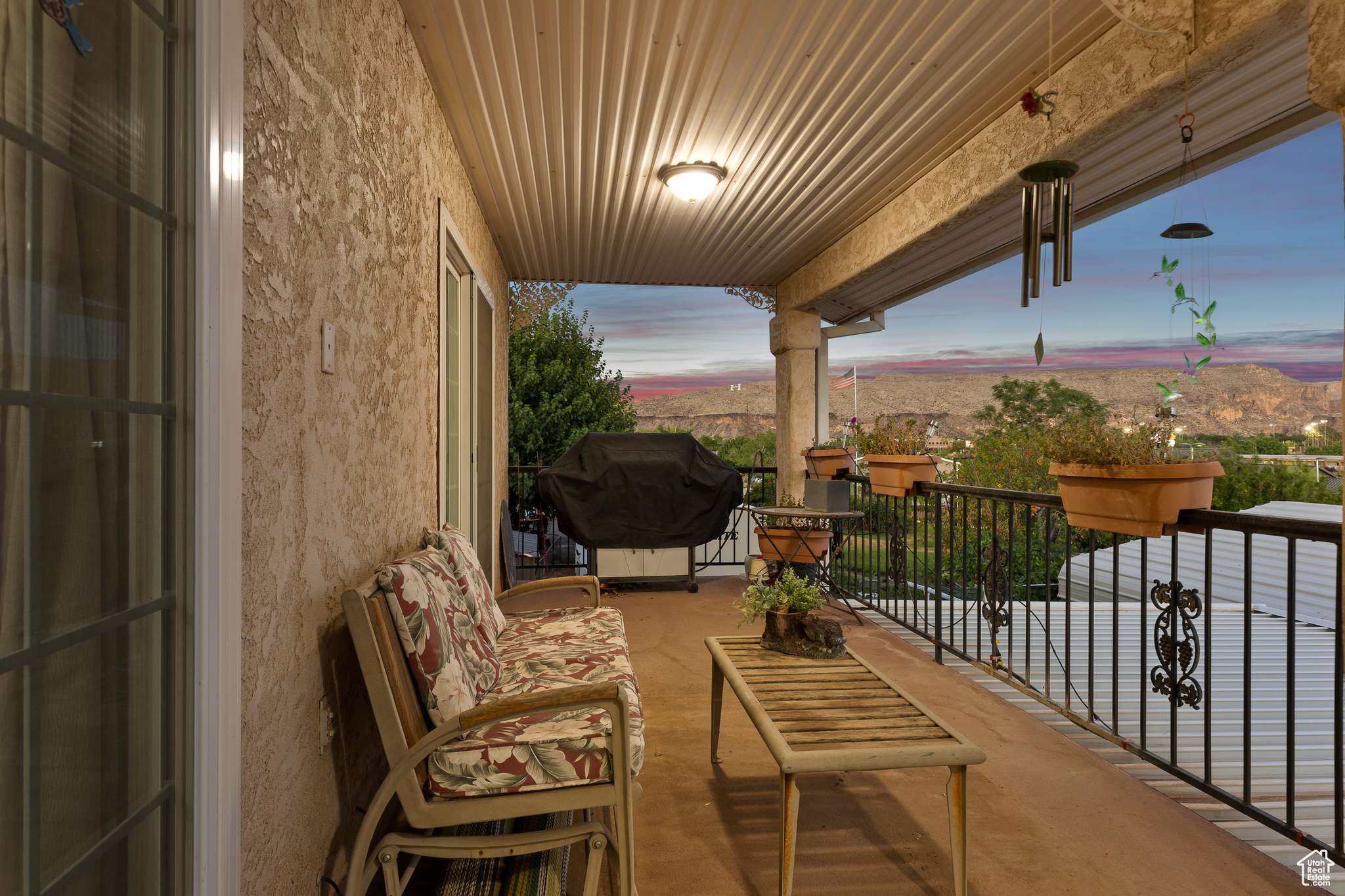 Hurricane, UT 84737,763 W 100 N