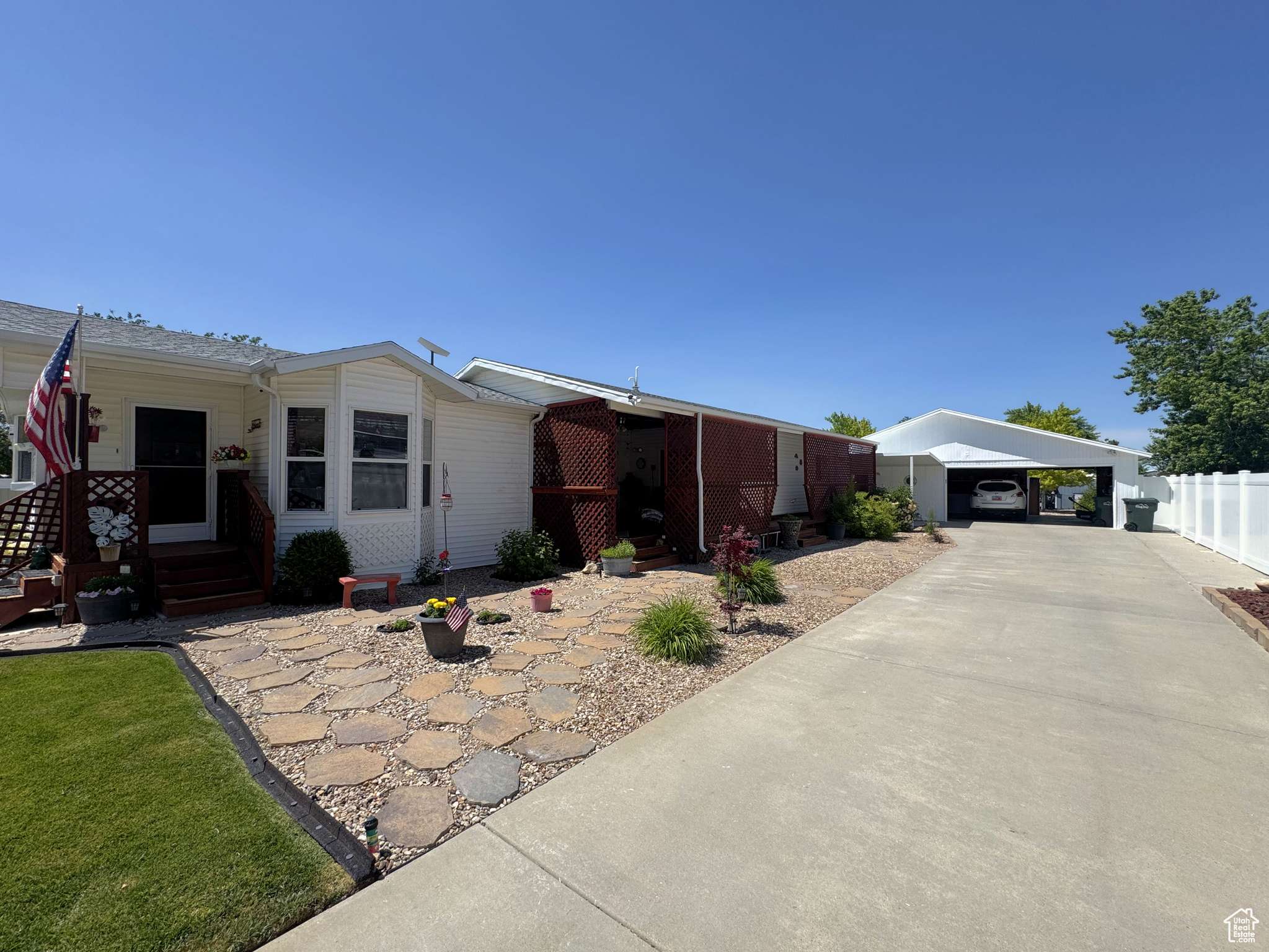 Tooele, UT 84074,804 FLEETWOOD DR