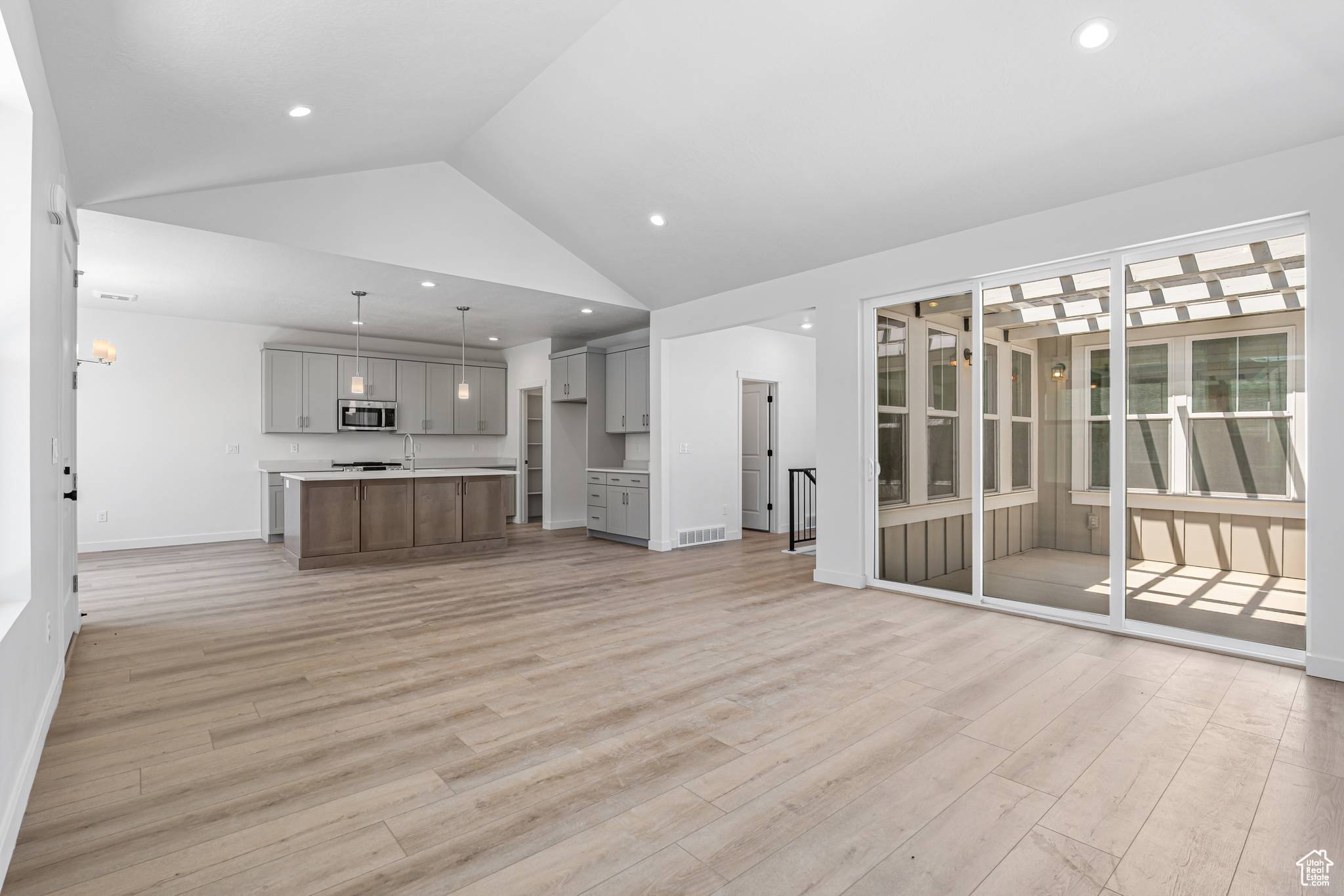 South Jordan, UT 84009,11184 S EASY BEE RD #265