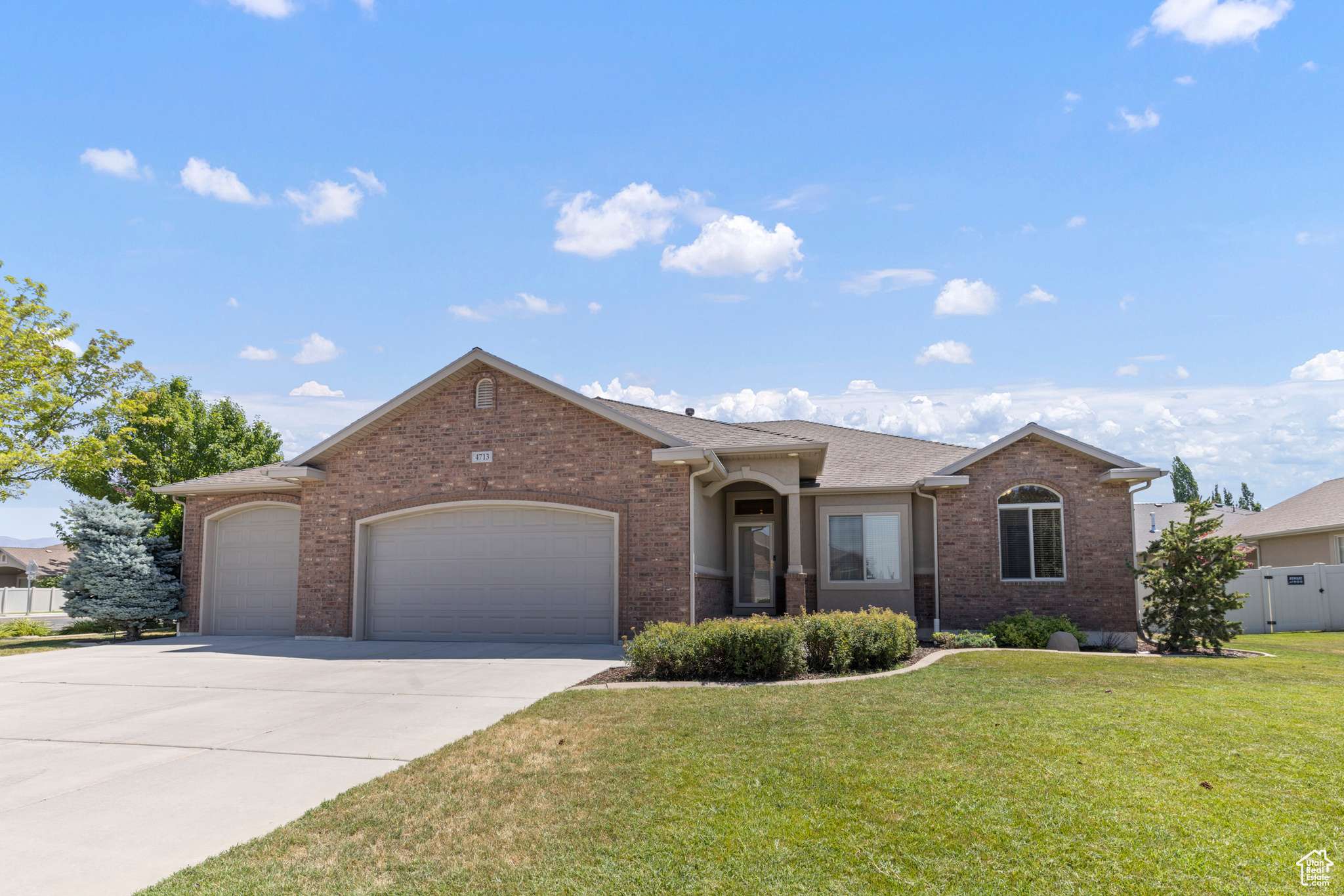 West Haven, UT 84401,4713 W 4050 S