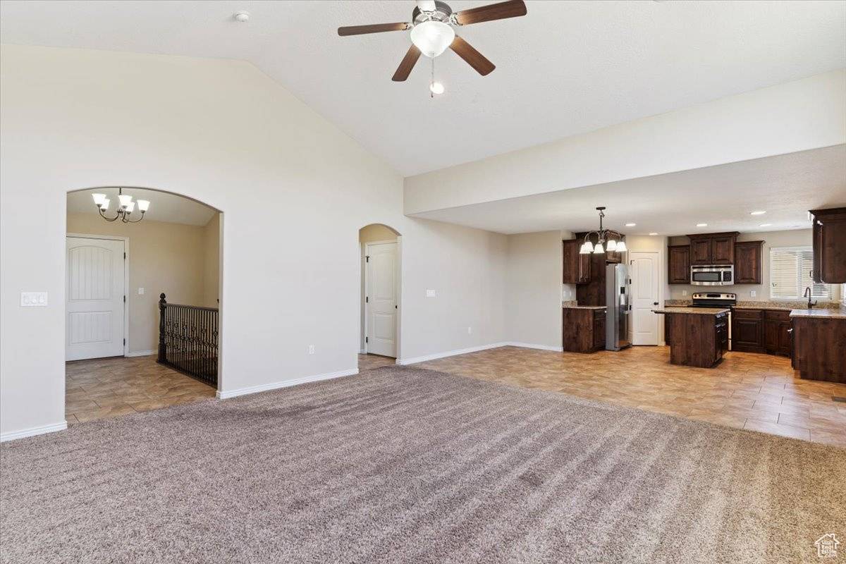 Roy, UT 84067,5464 S 3200 W