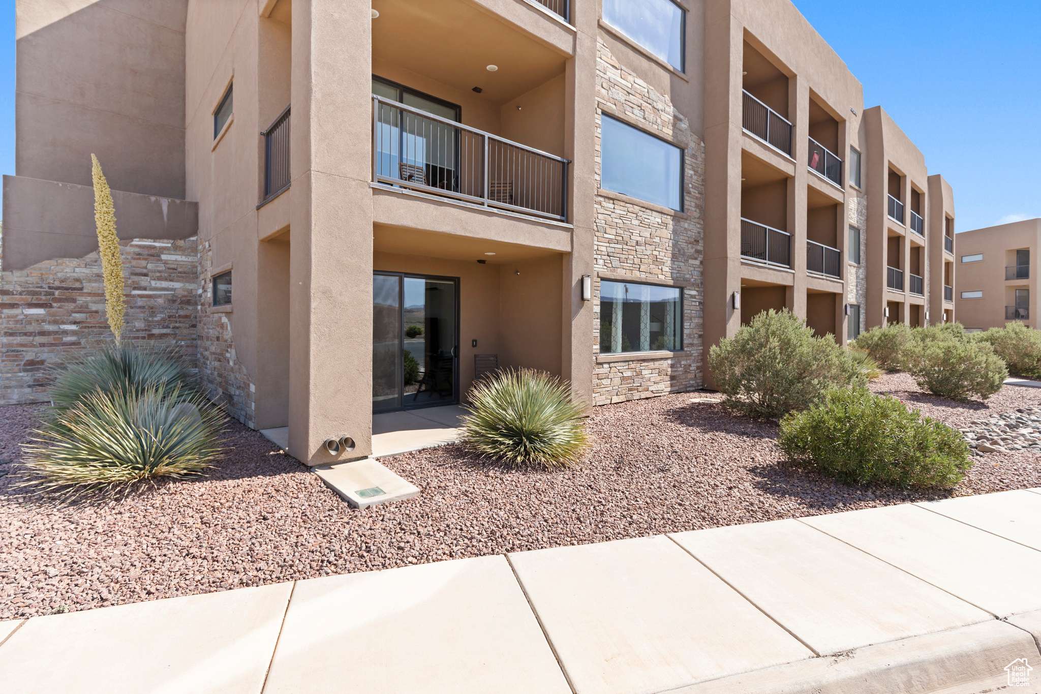 Hurricane, UT 84737,5160 W VILLAS NORTH DR N #6-102