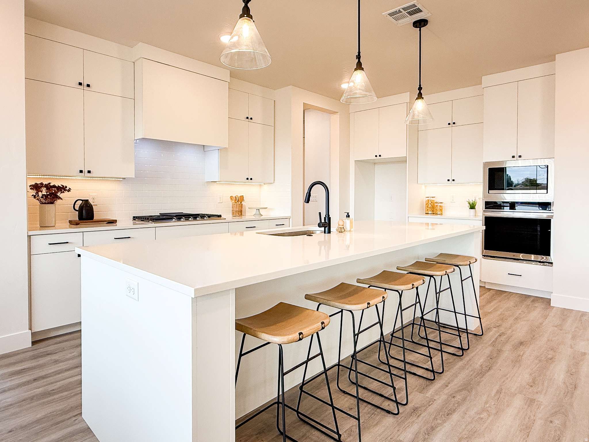 Hurricane, UT 84737,541 N 3380 W #17