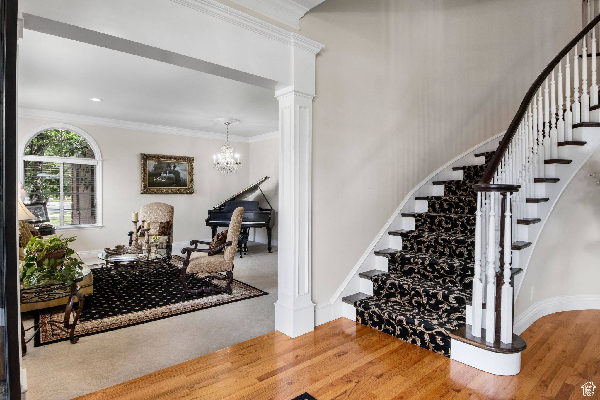Sandy, UT 84092,2176 E HIGH RIDGE LN