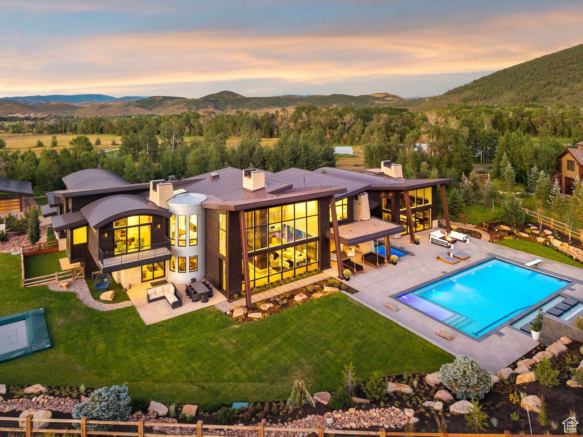 Park City, UT 84098,4209 N TWO CREEKS LN