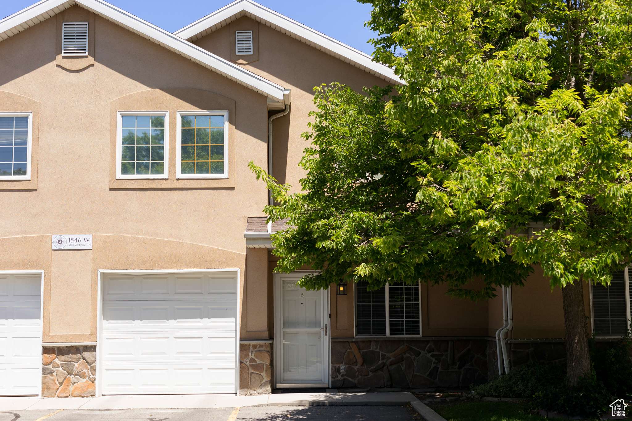 West Jordan, UT 84084,1546 W COMPASS POINT LN #2B