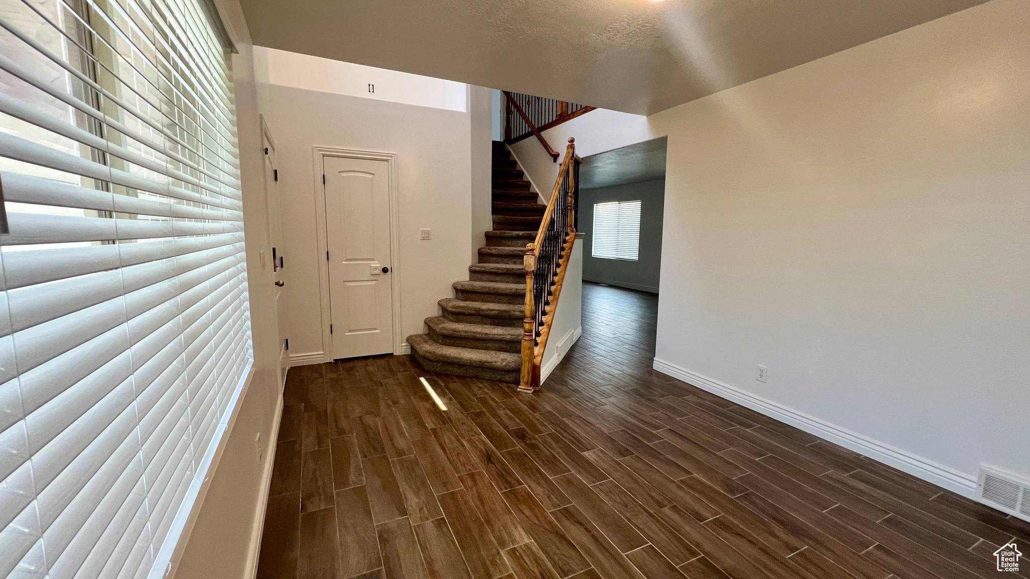 West Jordan, UT 84081,7474 S SUNSET MAPLE DR W