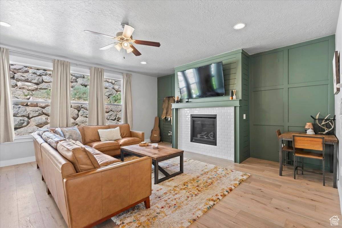 Saratoga Springs, UT 84045,3123 S HOLLOW WAY