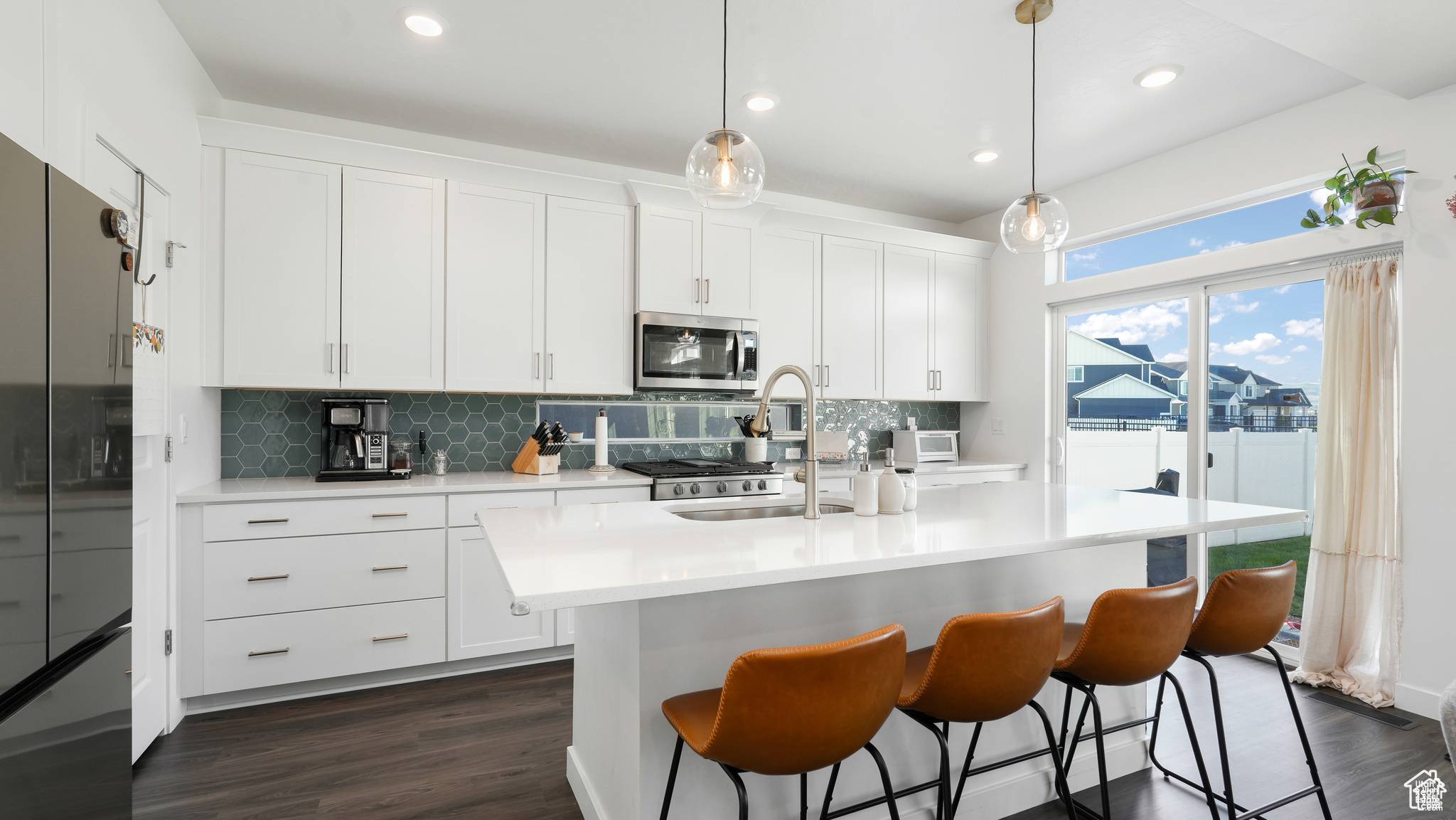 Saratoga Springs, UT 84045,42 E MEANDERING WAY