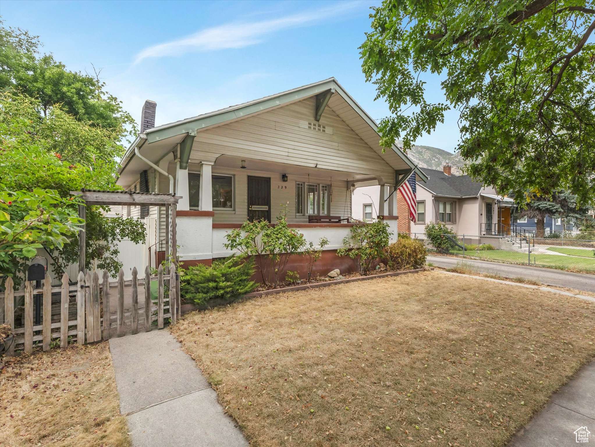 Provo, UT 84606,329 E 400 S