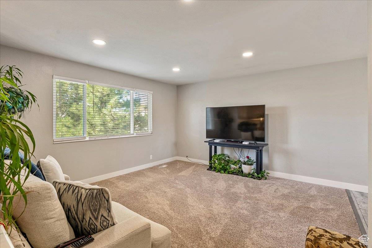 Salt Lake City, UT 84118,4230 W STRATUS ST