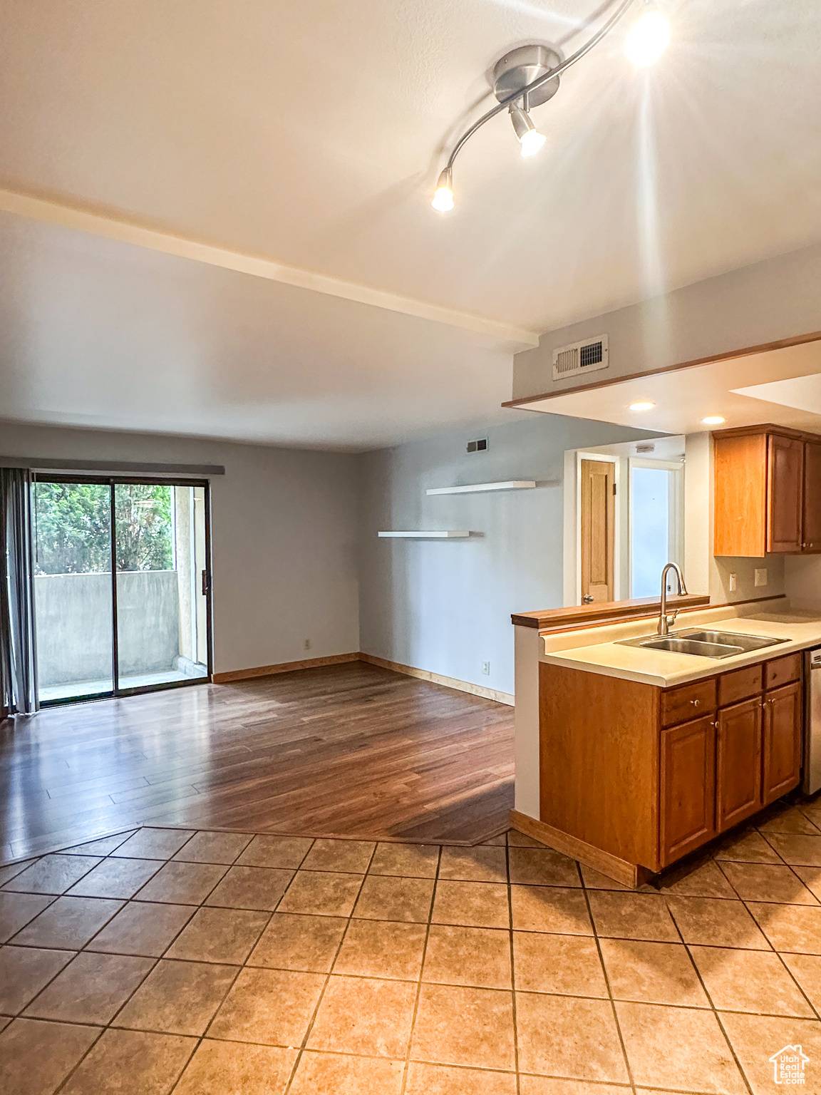 Cottonwood Heights, UT 84047,7204 S STATION CREEK WAY #4-G