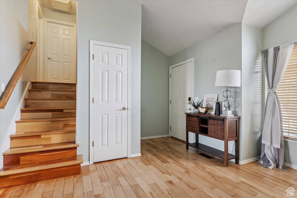 Salt Lake City, UT 84118,5627 W WALNUT RIDGE CIR
