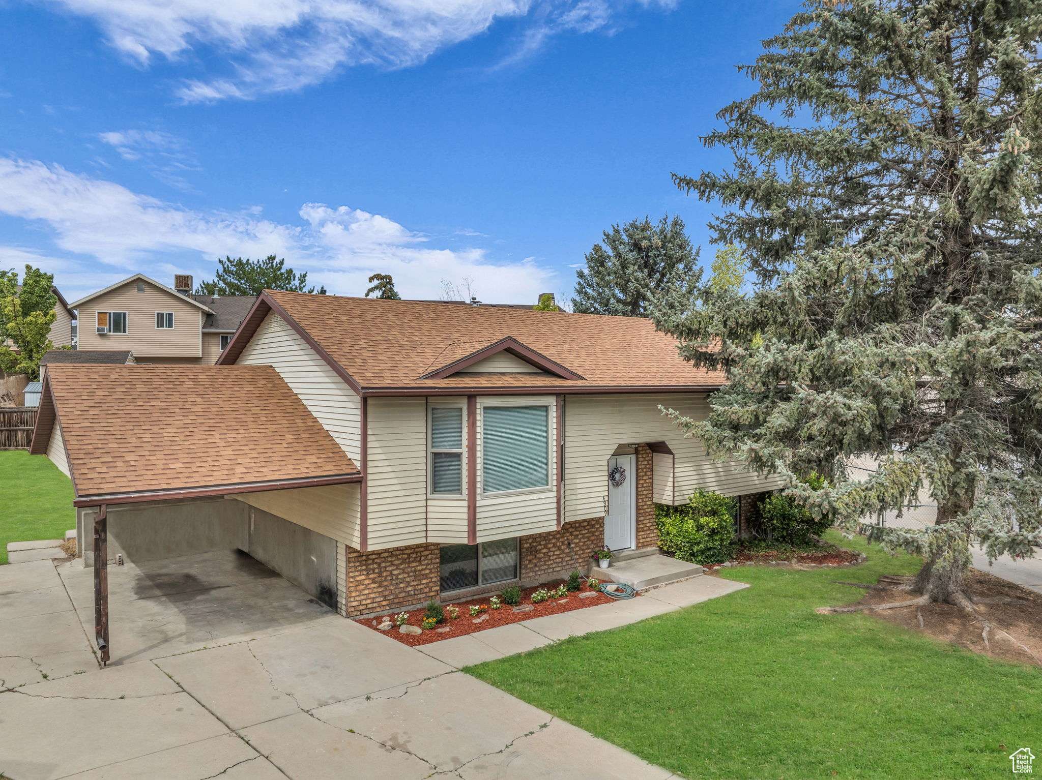 West Jordan, UT 84081,4909 W SAKURA CT