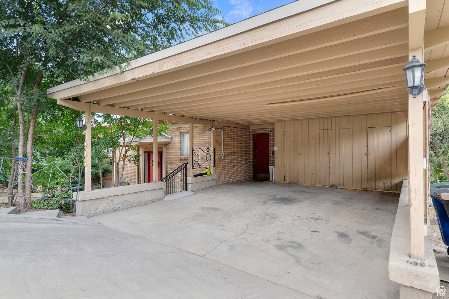 Salt Lake City, UT 84108,1908 S 2600 E