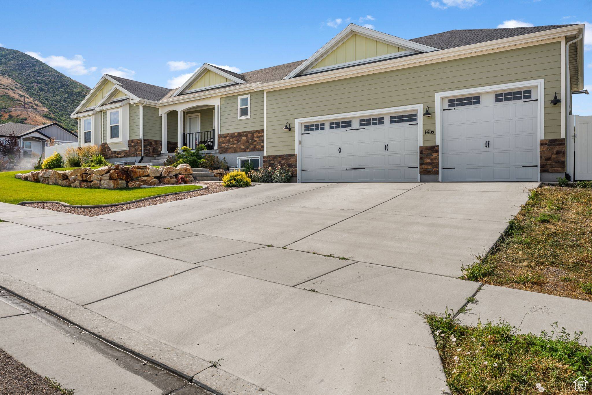 Tooele, UT 84074,1416 E 270 S