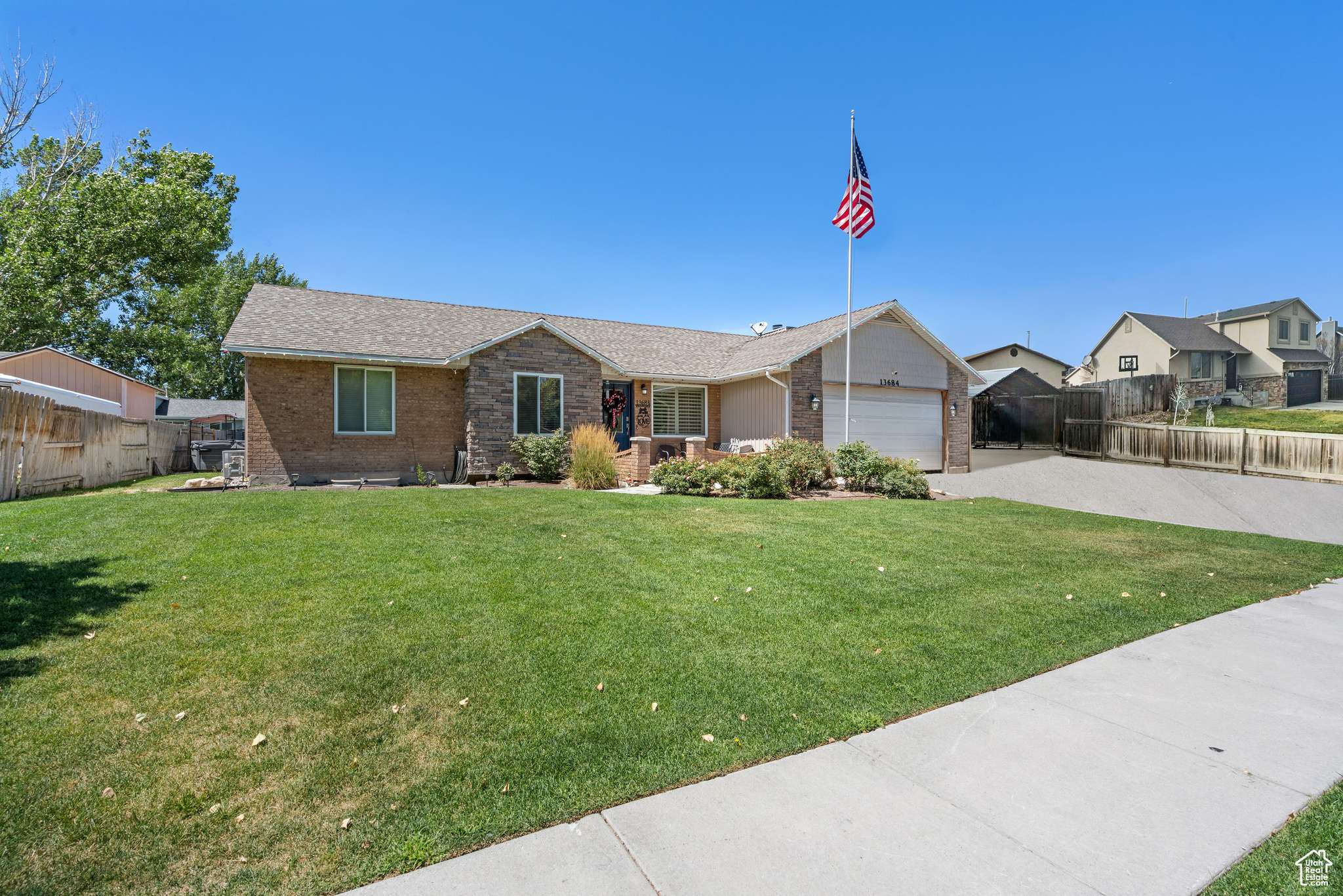 Riverton, UT 84065,13684 S 2260 W