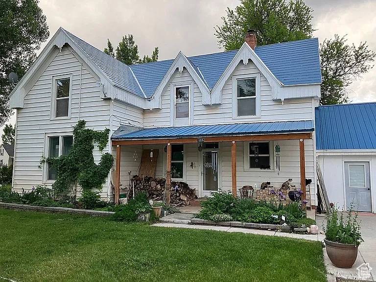 Kanosh, UT 84637,115 W 200 S