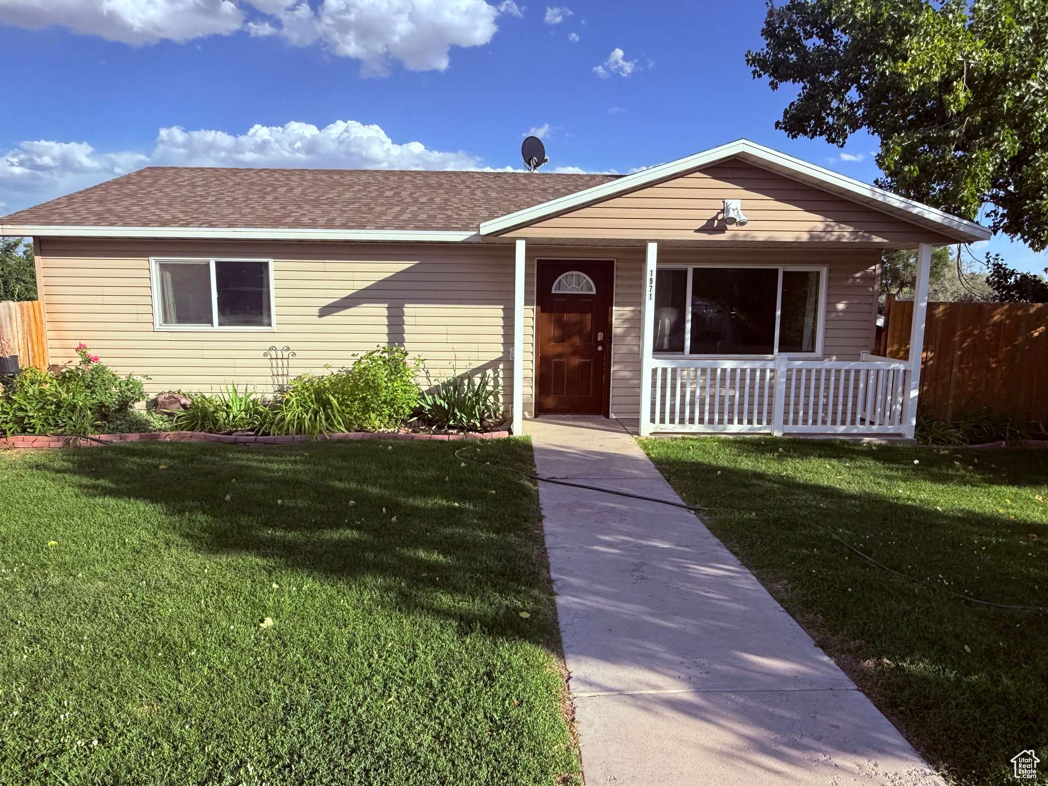 Vernal, UT 84078,1971 E 3050 S