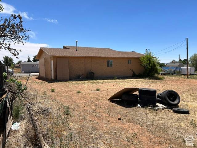 Blanding, UT 84511,434 W 200 N