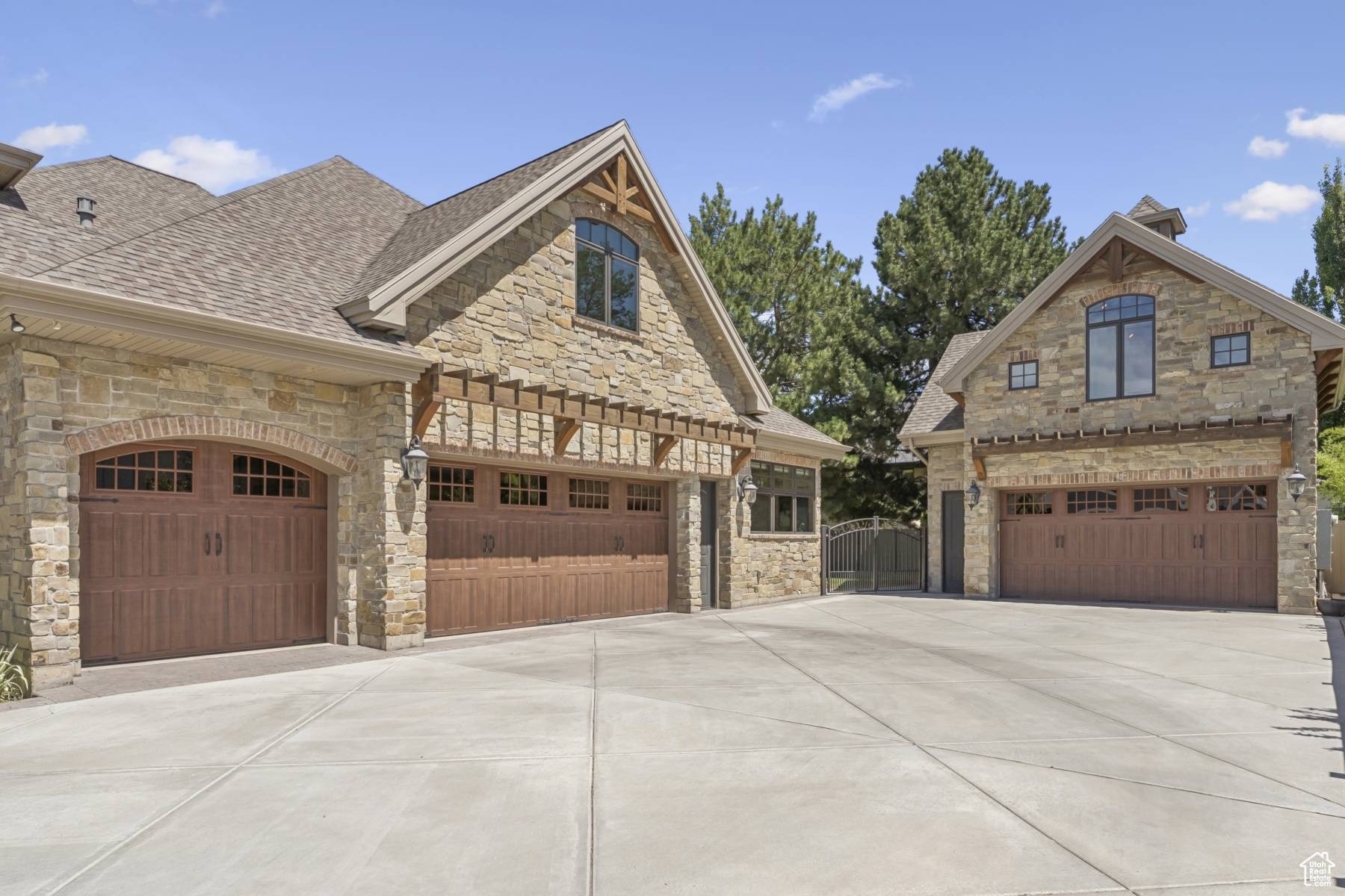 West Bountiful, UT 84087,741 W 845 N