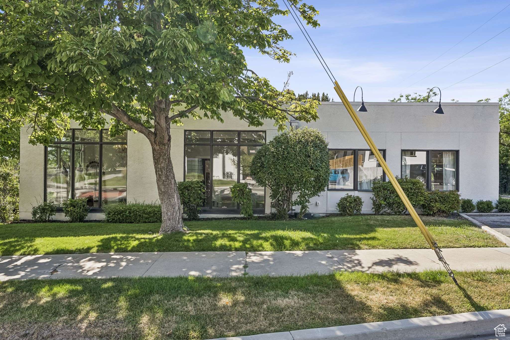 Salt Lake City, UT 84105,1085 E 900 S