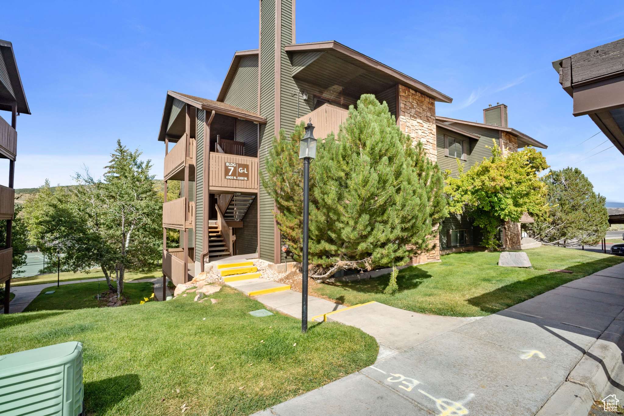 Park City, UT 84098,6905 N POWDERWOOD W #7J