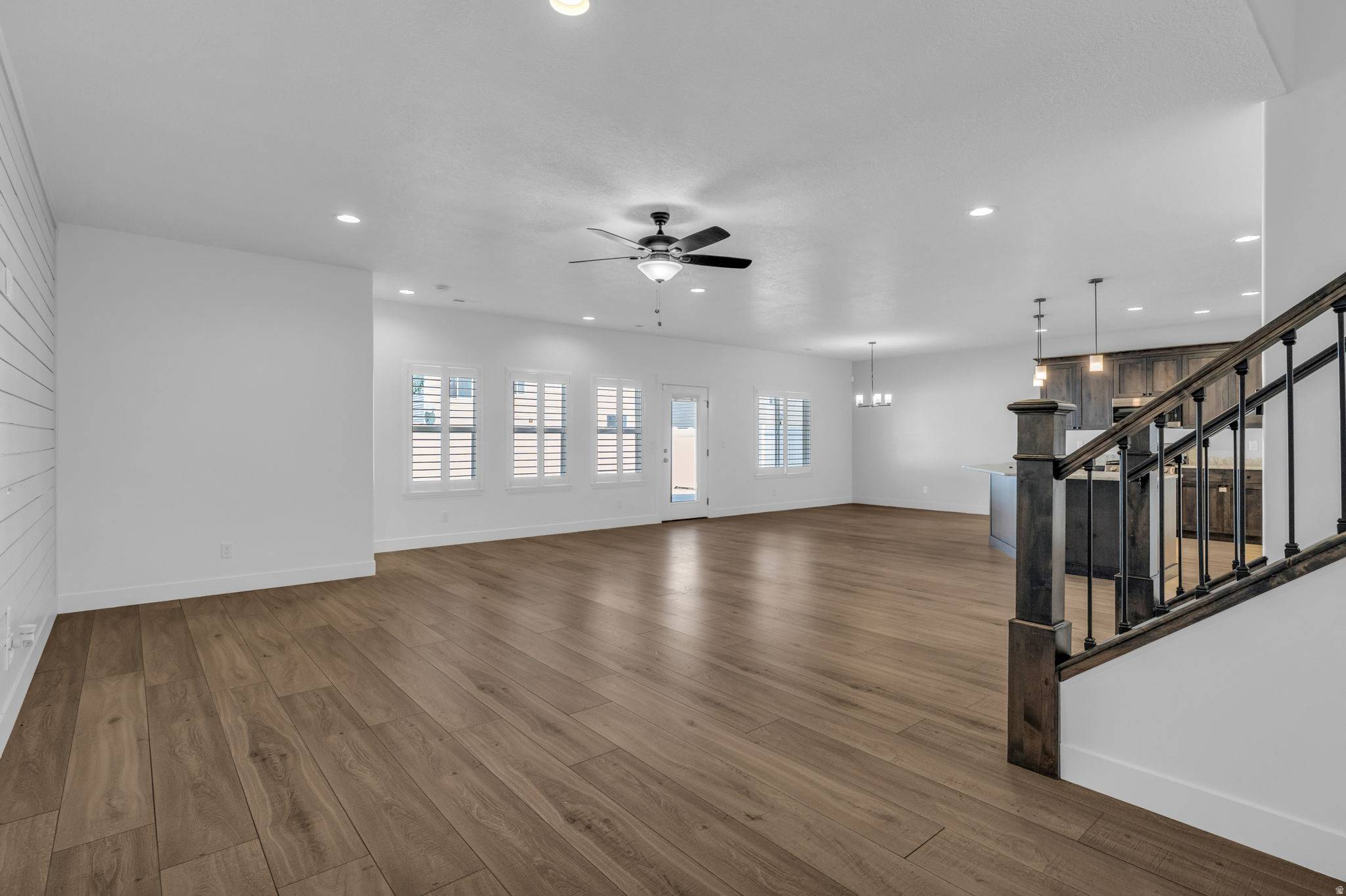 Clinton, UT 84015,1652 W 560 N