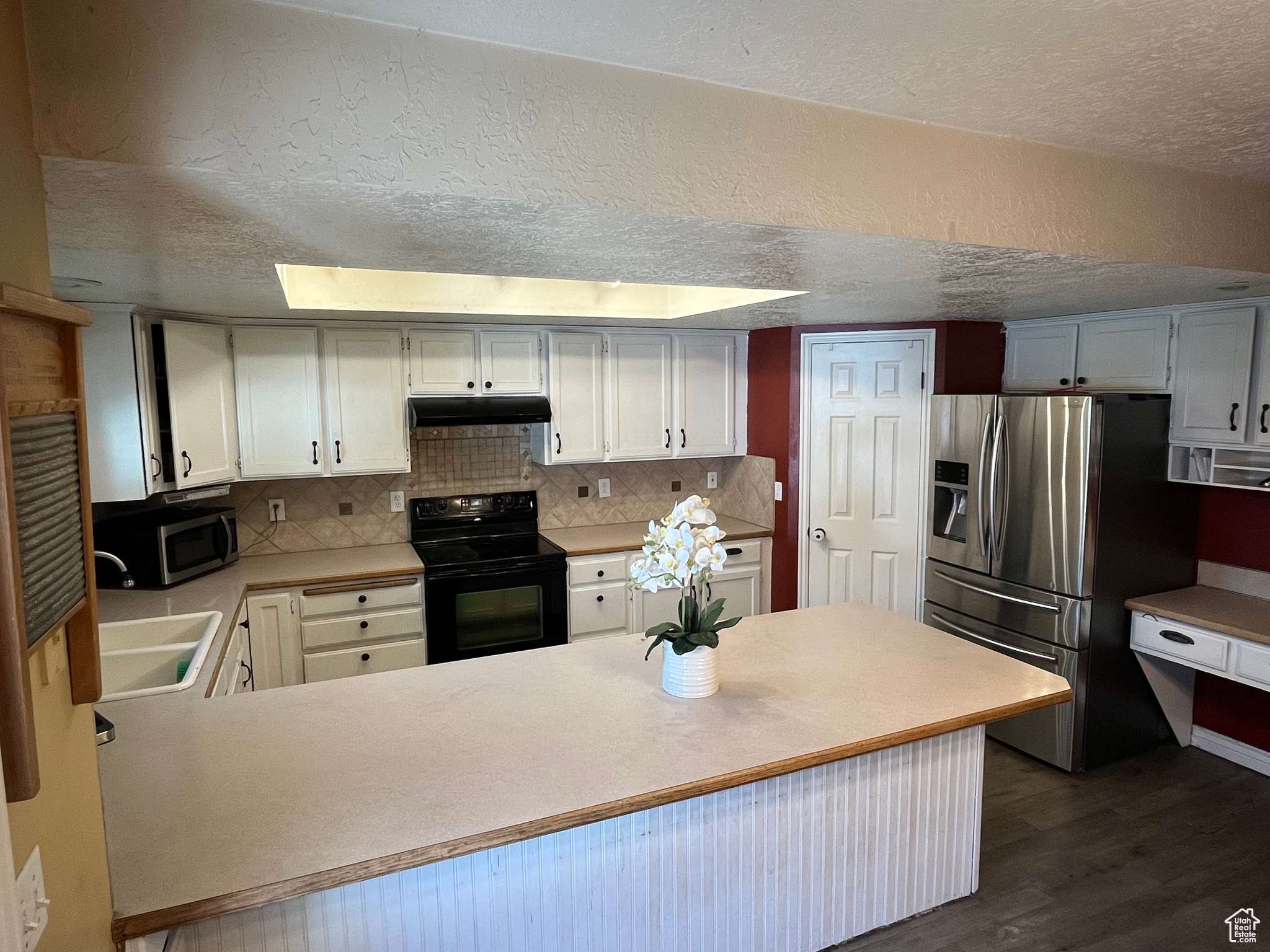 Perry, UT 84302,2548 S 700 W