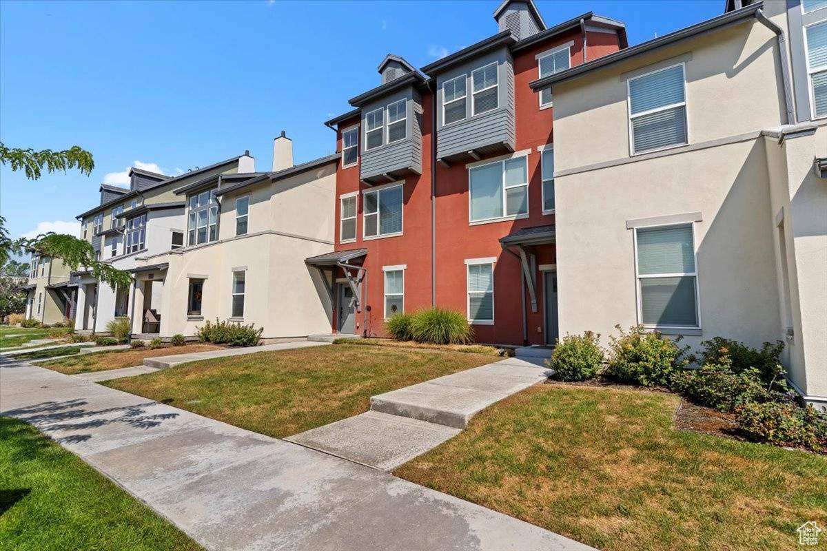 Layton, UT 84041,781 W 2150 N